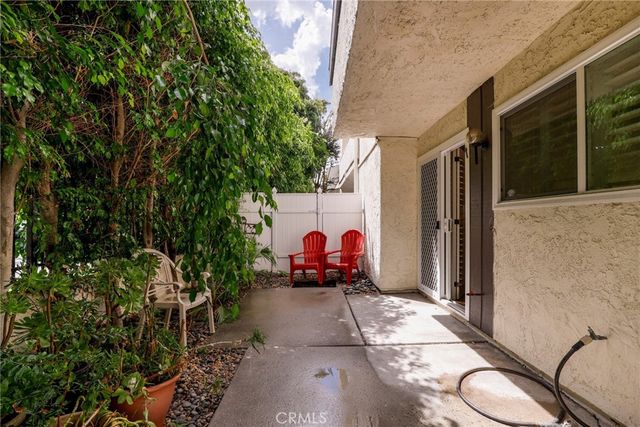 4321 Matilija Avenue 1, Sherman Oaks, CA 91423