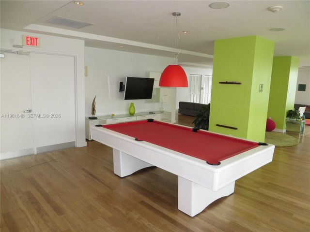 133 NE 2 AV 308, Miami, FL 33132