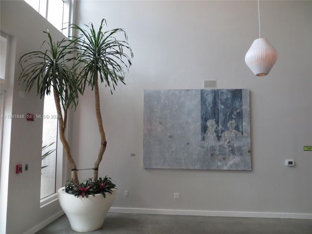 133 NE 2 AV 308, Miami, FL 33132