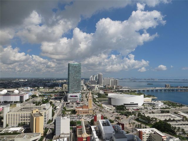 133 NE 2 AV 308, Miami, FL 33132