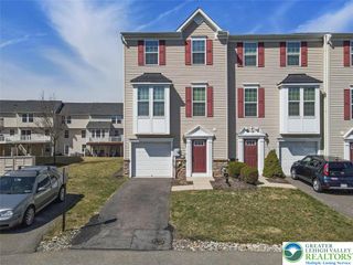 10 White Rose Lane, Palmer Twp, PA 18045
