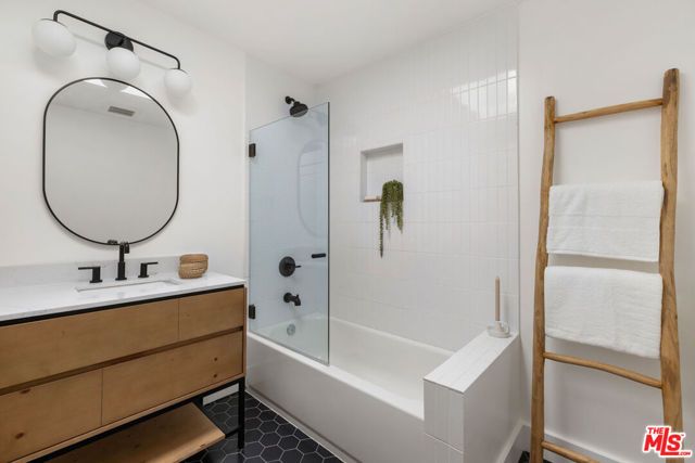 1338 Mccollum Street, Los Angeles, CA 90026