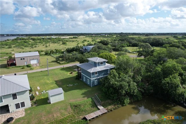 700 Swan Point Marina Road, Seadrift, TX 77983