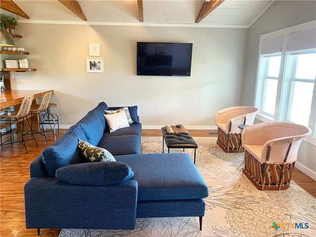 700 Swan Point Marina Road, Seadrift, TX 77983