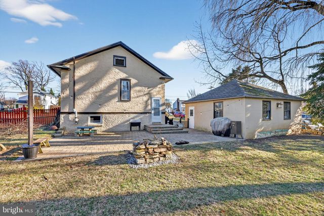 1907 PERSHING AVE, Morton, PA 19070