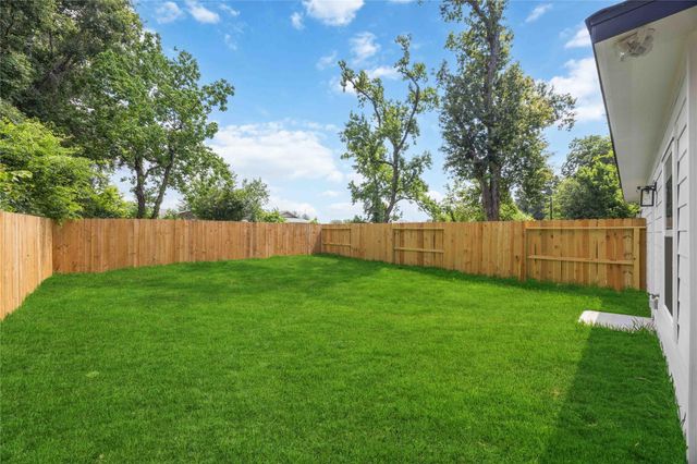 8531 Rinn Street A, Houston, TX 77078