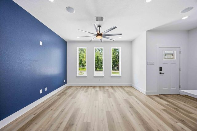8531 Rinn Street A, Houston, TX 77078