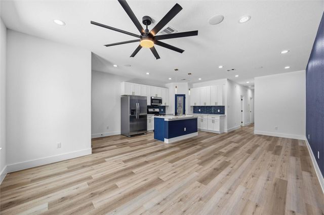 8531 Rinn Street A, Houston, TX 77078