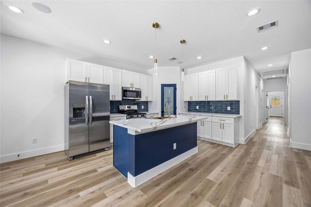 8531 Rinn Street A, Houston, TX 77078