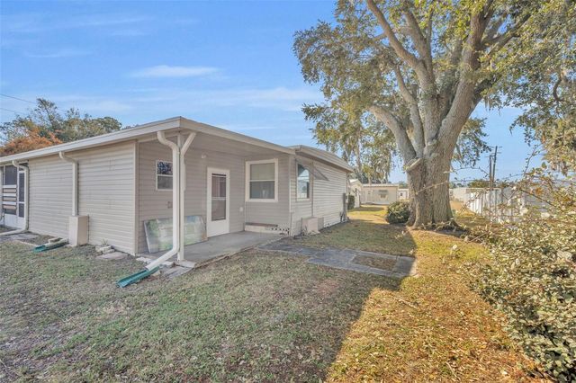 19 HAWAIIAN WAY, Leesburg, FL 34788