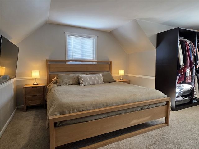 2847 Shamrock Dr, Hampton, PA 15101