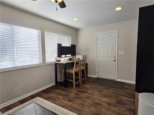 2847 Shamrock Dr, Hampton, PA 15101