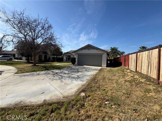 2070 Dayflower Court, Perris, CA 92571