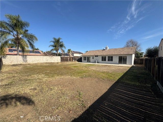 2070 Dayflower Court, Perris, CA 92571