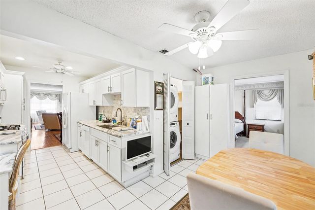 5980 80TH STREET N 303, St Petersburg, FL 33709