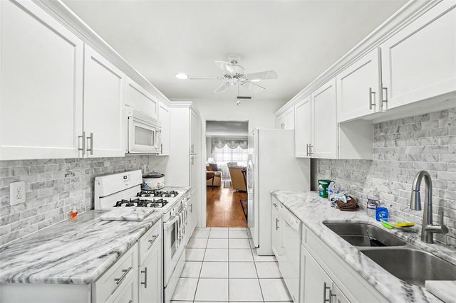 5980 80TH STREET N 303, St Petersburg, FL 33709