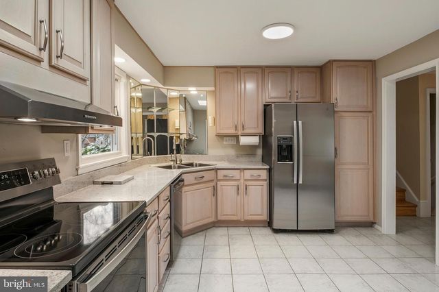 12425 PRETORIA DR, Silver Spring, MD 20904