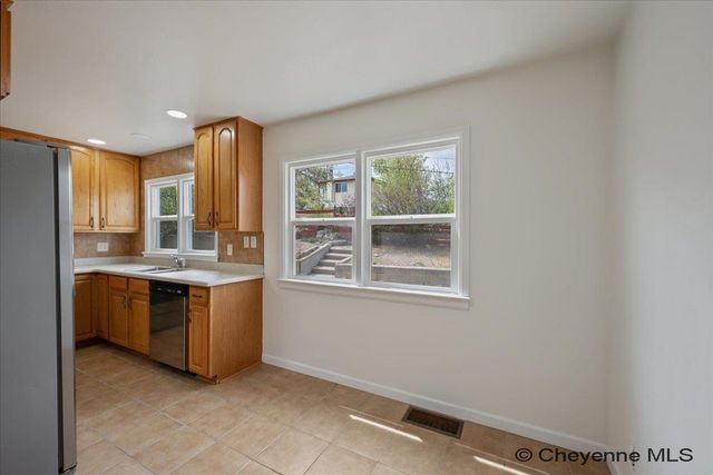 2925 HOLLY CT, Cheyenne, WY 82001