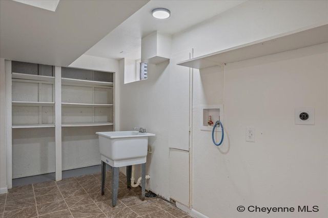2925 HOLLY CT, Cheyenne, WY 82001