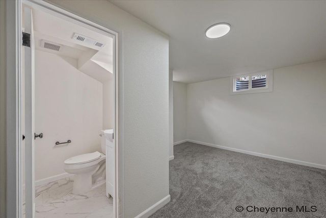 2925 HOLLY CT, Cheyenne, WY 82001