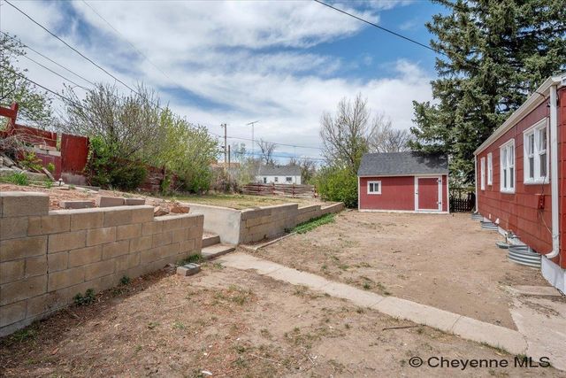 2925 HOLLY CT, Cheyenne, WY 82001