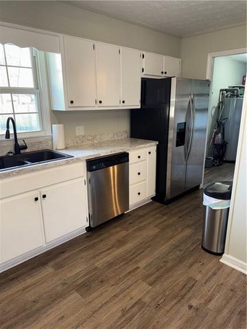 909 Clarks Bluff Road, Kingsland, GA 31548