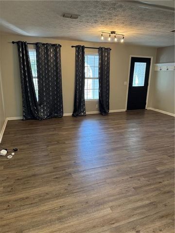 909 Clarks Bluff Road, Kingsland, GA 31548