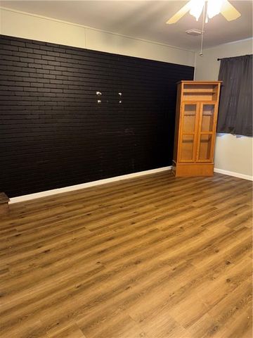 909 Clarks Bluff Road, Kingsland, GA 31548