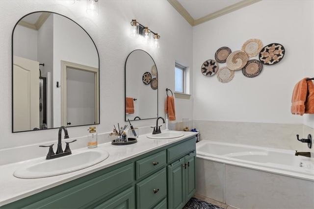 3902 SW Stonefield Street, Bentonville, AR 72713