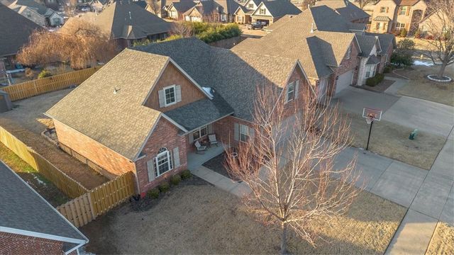3902 SW Stonefield Street, Bentonville, AR 72713