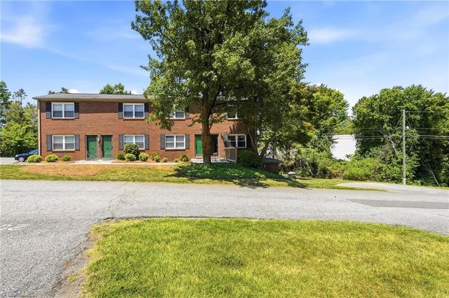 105 Briar Creek Manor, Lewisville, NC 27023