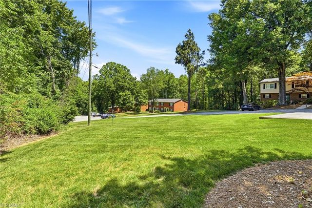 105 Briar Creek Manor, Lewisville, NC 27023