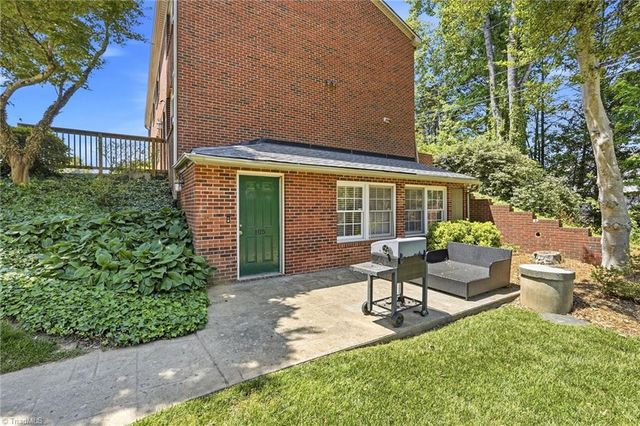 105 Briar Creek Manor, Lewisville, NC 27023