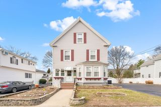 9 Avon St, Saugus, MA 01906