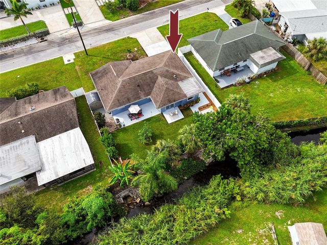 2597 CRESCENT DRIVE, Largo, FL 33770