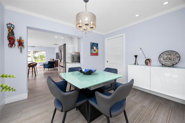 2597 CRESCENT DRIVE, Largo, FL 33770