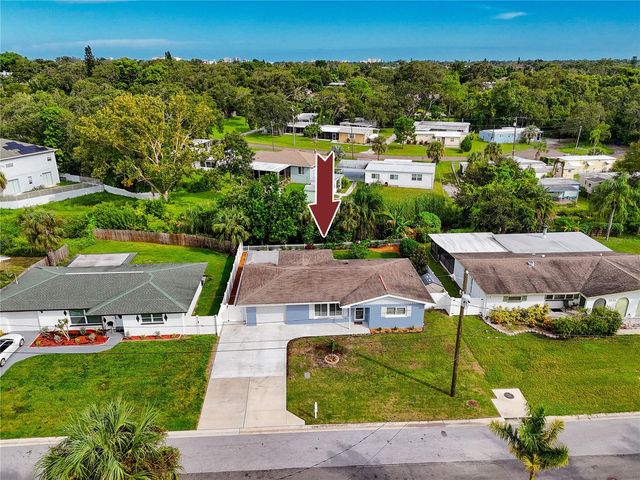 2597 CRESCENT DRIVE, Largo, FL 33770