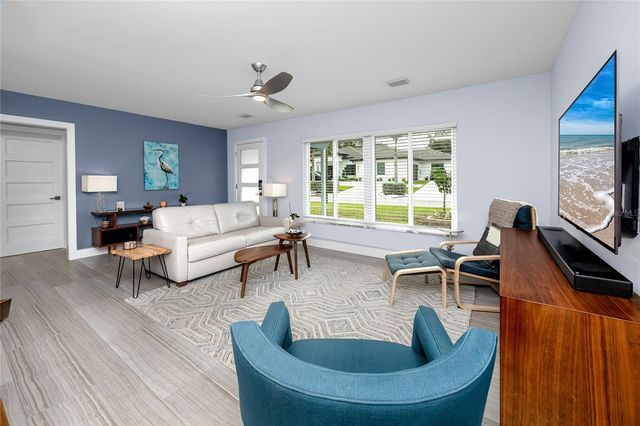 2597 CRESCENT DRIVE, Largo, FL 33770