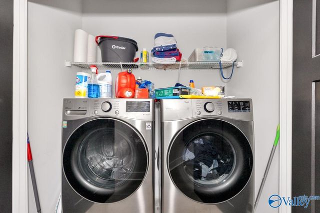 8013 Deer Crossing Circle, Owens Cross Roads, AL 35763