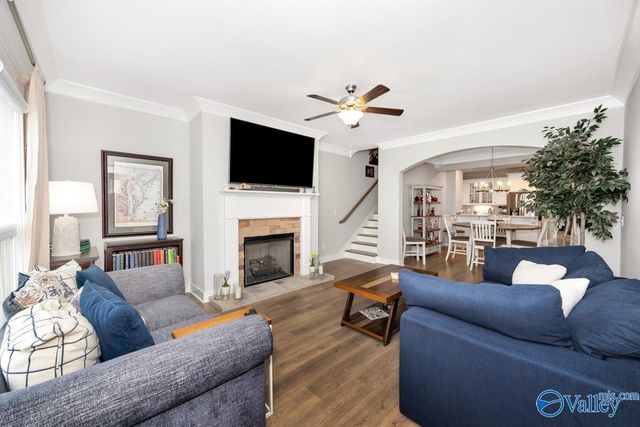 8013 Deer Crossing Circle, Owens Cross Roads, AL 35763