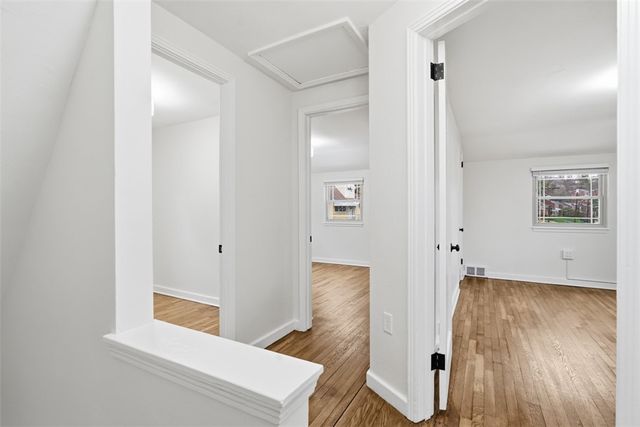 885 Middle Rd, Castle Shannon, PA 15234