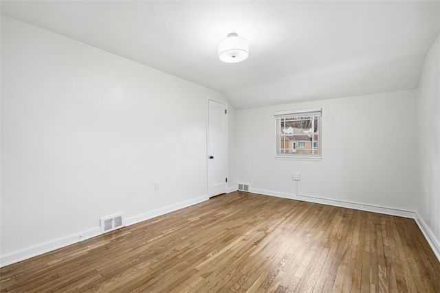 885 Middle Rd, Castle Shannon, PA 15234