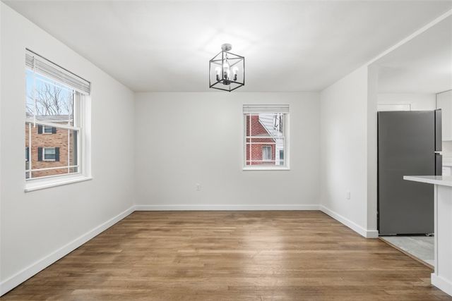 885 Middle Rd, Castle Shannon, PA 15234