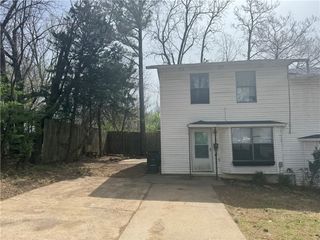 645 W Adams Street, Fayetteville, AR 72701