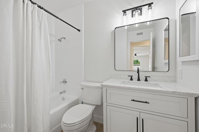 5226 Creekside Road, Camarillo, CA 93012