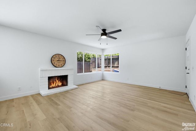 5226 Creekside Road, Camarillo, CA 93012