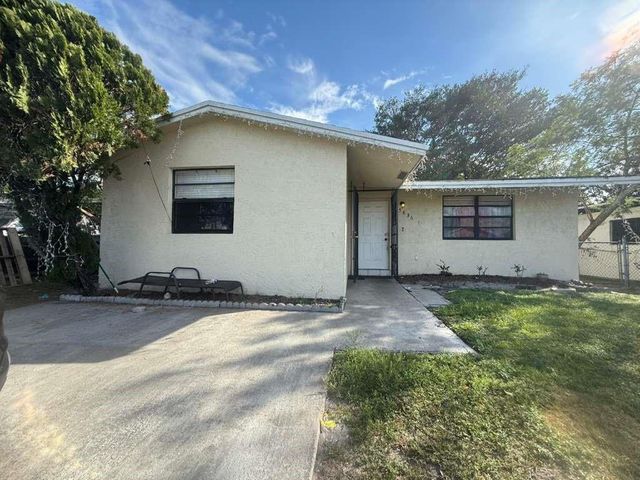 5836 Wiley Street, Hollywood, FL 33023