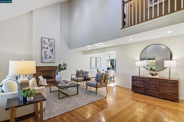 3687 Chucker Ct, Walnut Creek, CA 94598