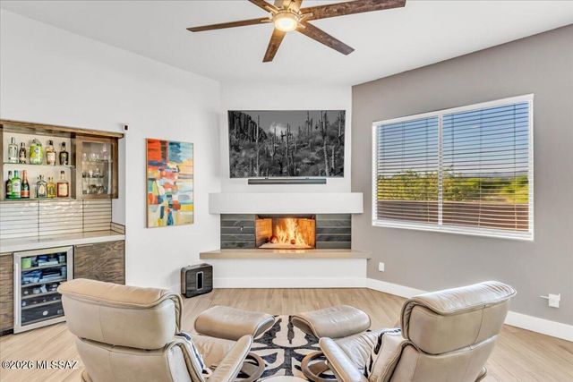 1124 W Saddlehorn Place, Oro Valley, AZ 85704