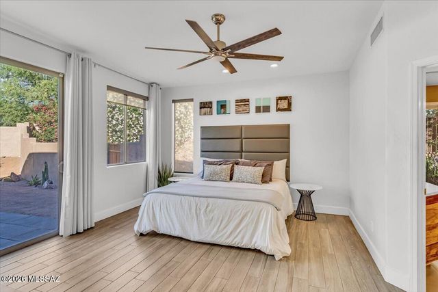 1124 W Saddlehorn Place, Oro Valley, AZ 85704